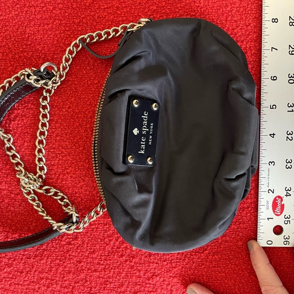 Kate Spade bubble purse. Chain strap. Black. - Picture 4 of 5